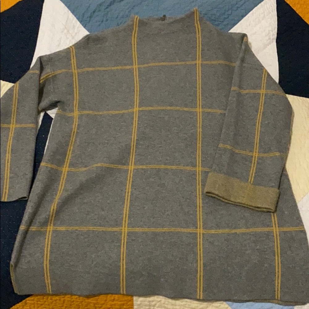 High Neck Pullover
